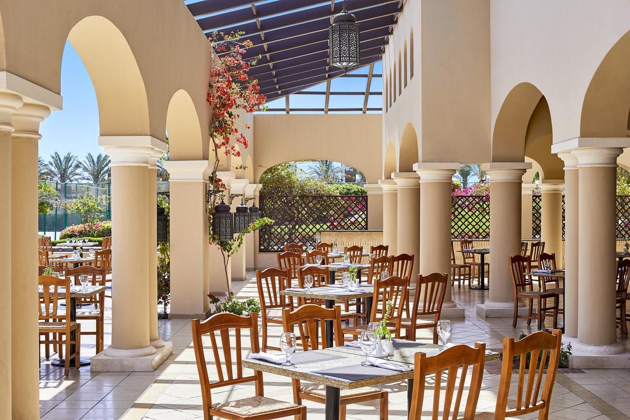 Jaz Mirabel Resort Sharm el-Sheikh Exterior photo The restaurant at the hotel