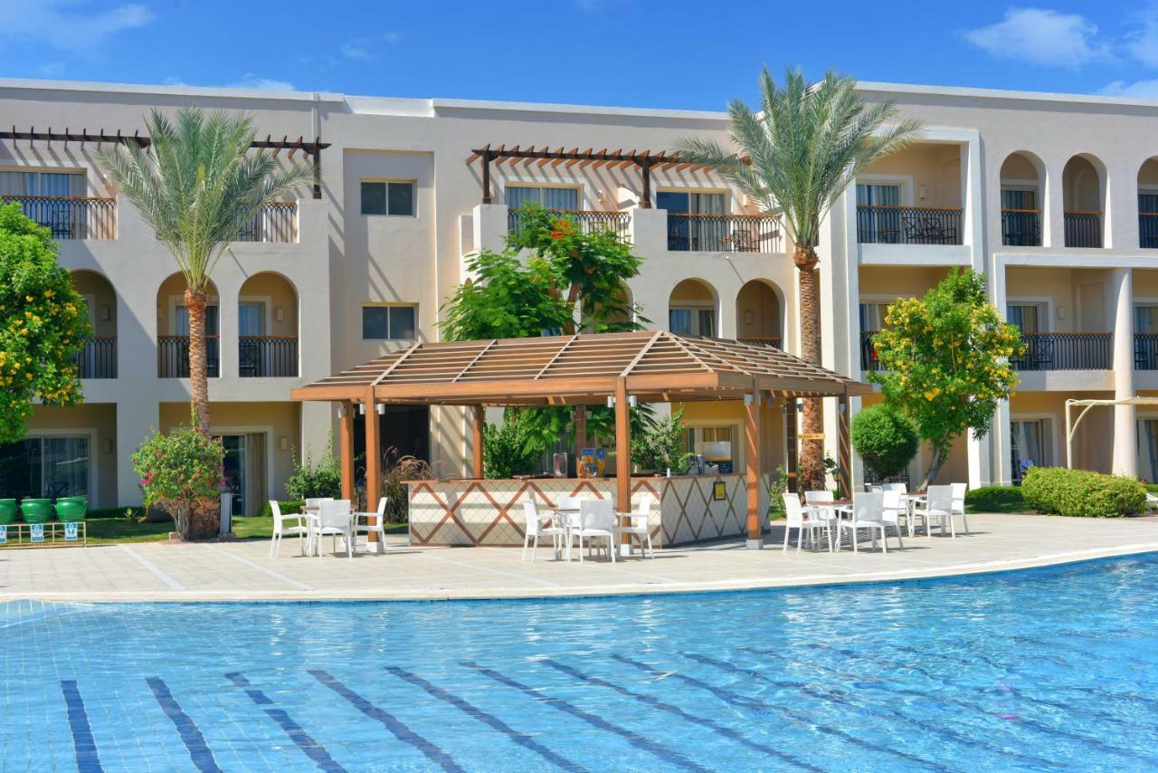 Jaz Mirabel Resort Sharm el-Sheikh Exterior photo The swimming pool at the hotel
