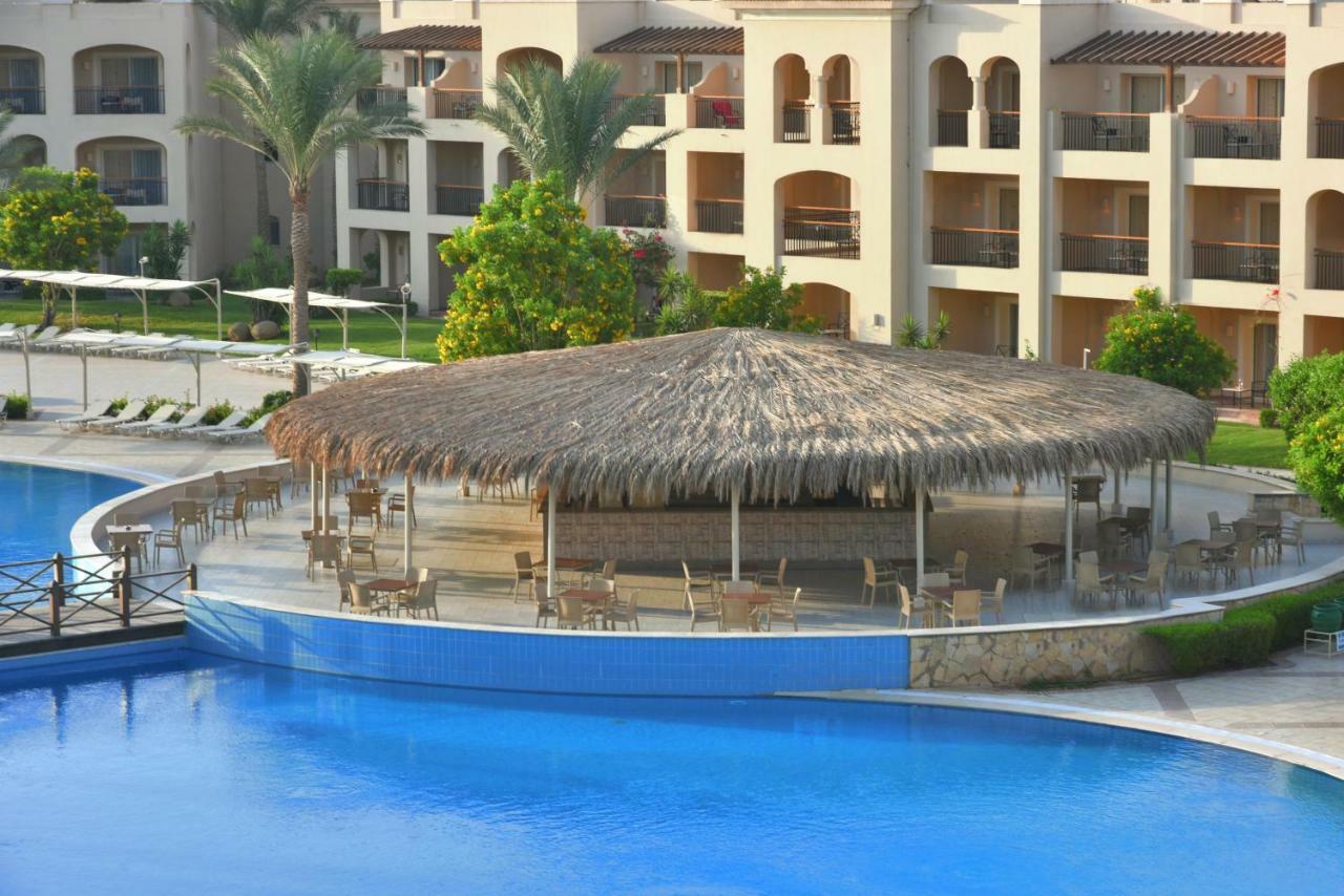 Jaz Mirabel Resort Sharm el-Sheikh Exterior photo The swimming pool at the Hilton Sharm El Sheikh